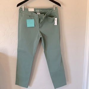 Old Navy Pixie Ankle Chino